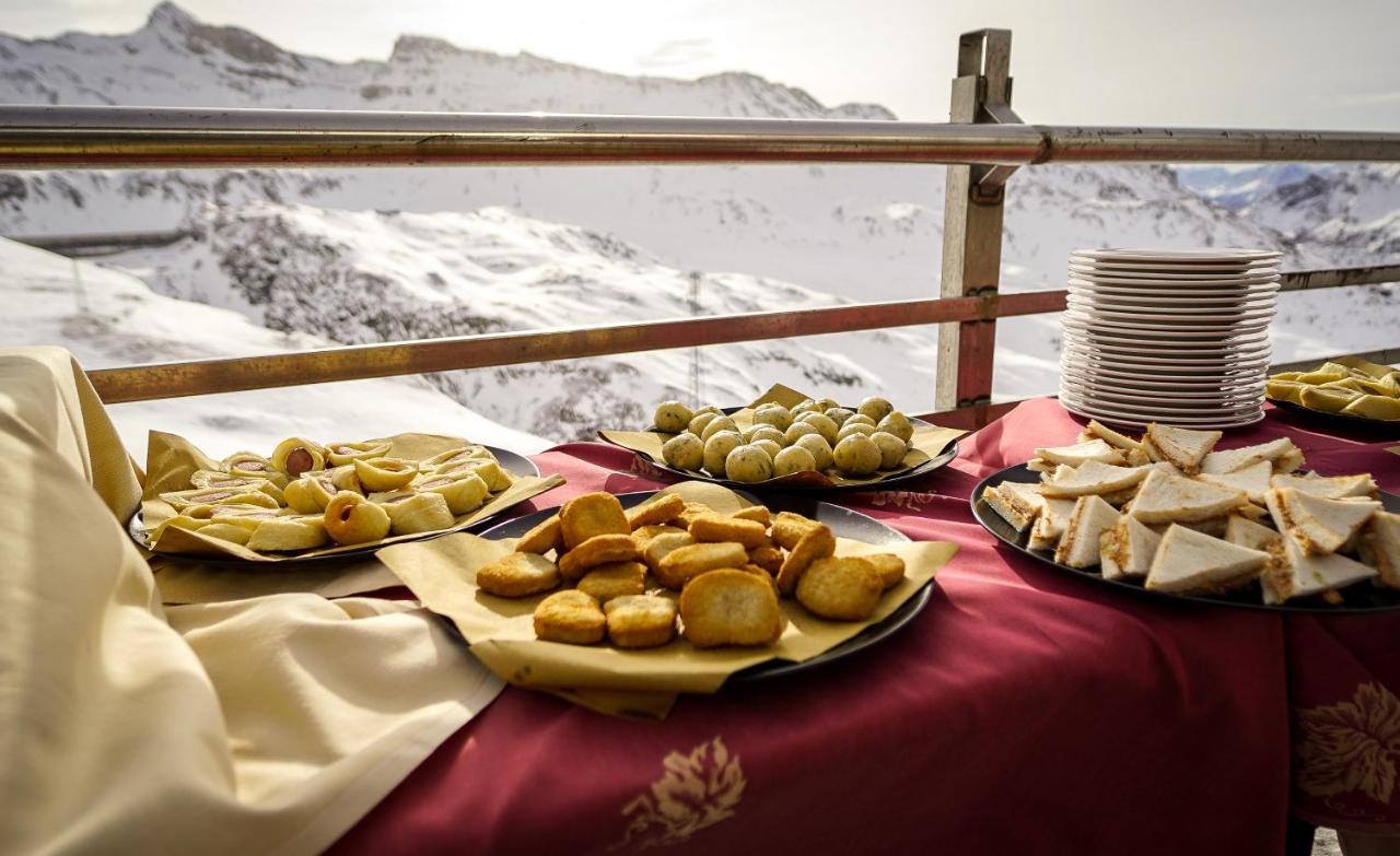 Hotel Lo Stambecco Брей-Червиния Экстерьер фото