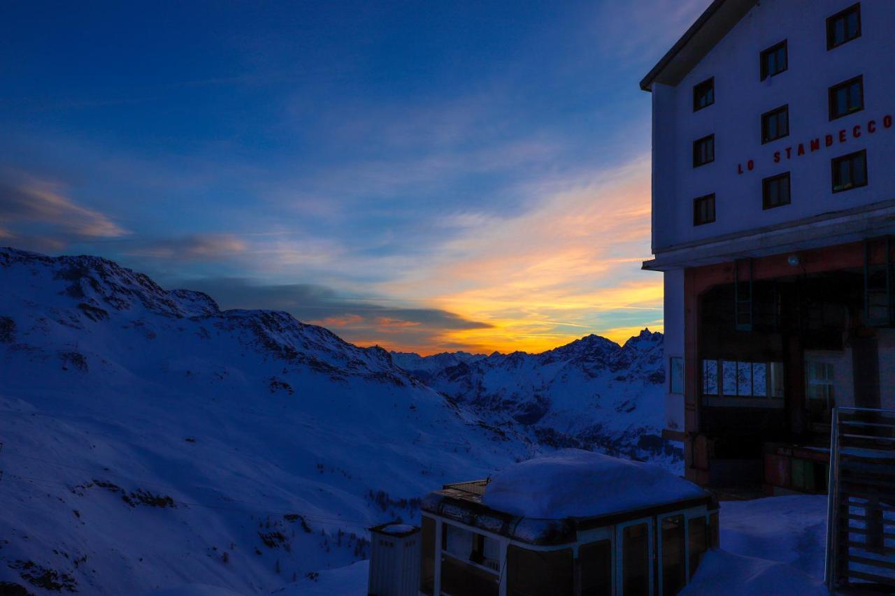 Hotel Lo Stambecco Брей-Червиния Экстерьер фото